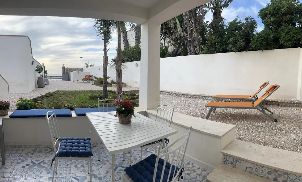Appartamento Mare In Villa Giulia Sul Mare Marausa Apartment